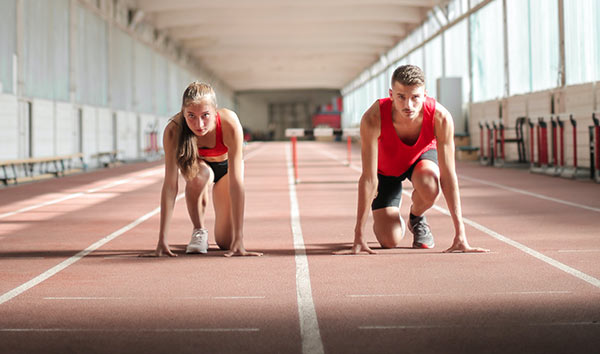 Coureur sur une piste